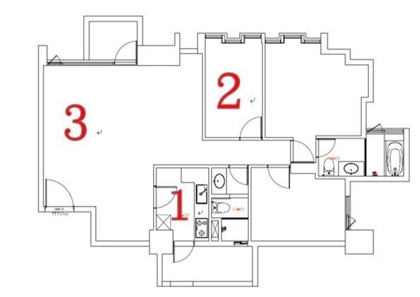 (1)為獨立隔間廚房，擋掉了公共區域一大塊視野；(2)為原有的客房，空間尺度太小顯得狹隘；(3)若是在客廳另外隔出獨立書房，會讓公共區域顯得更小。