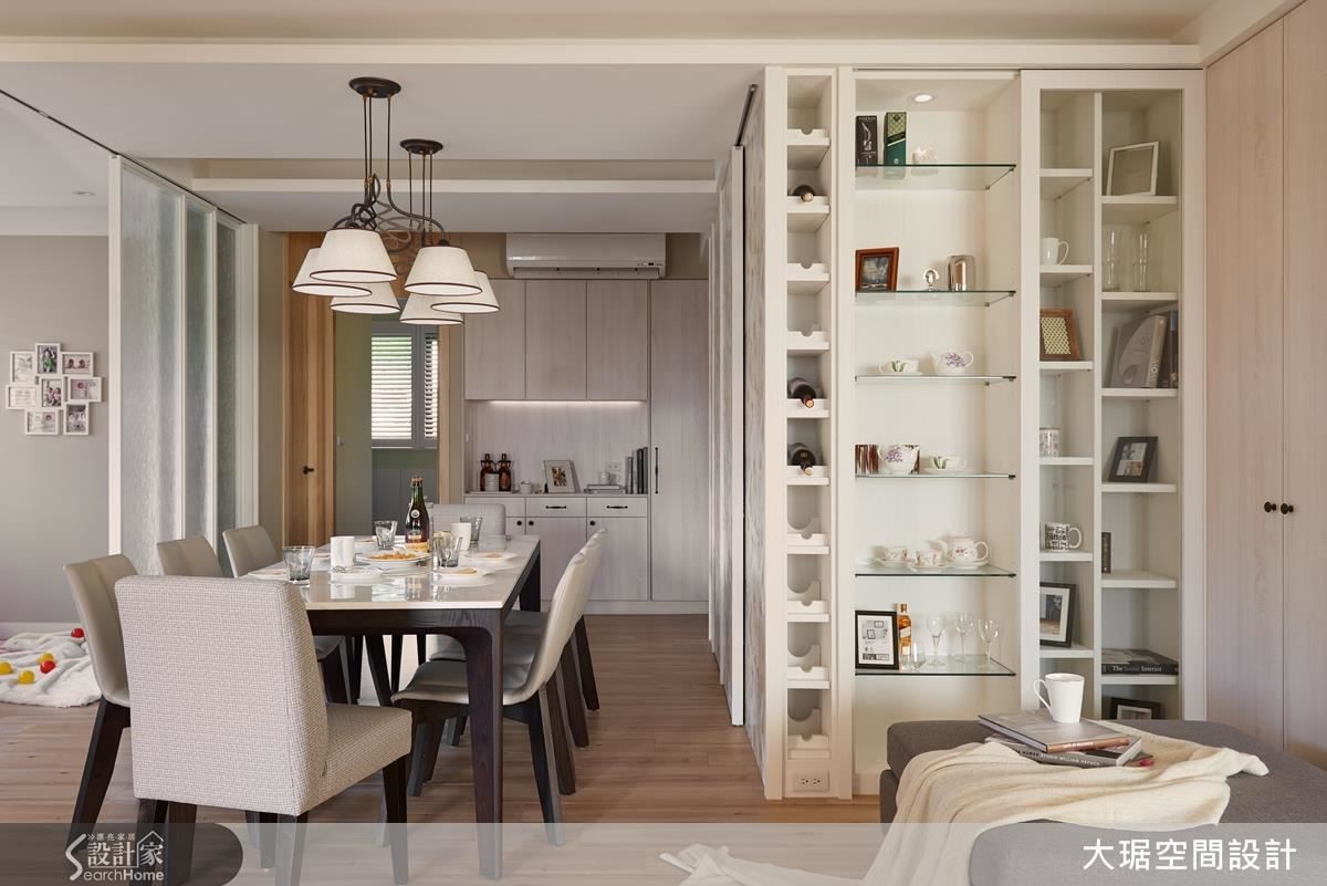 過道的餐廳與廊道。