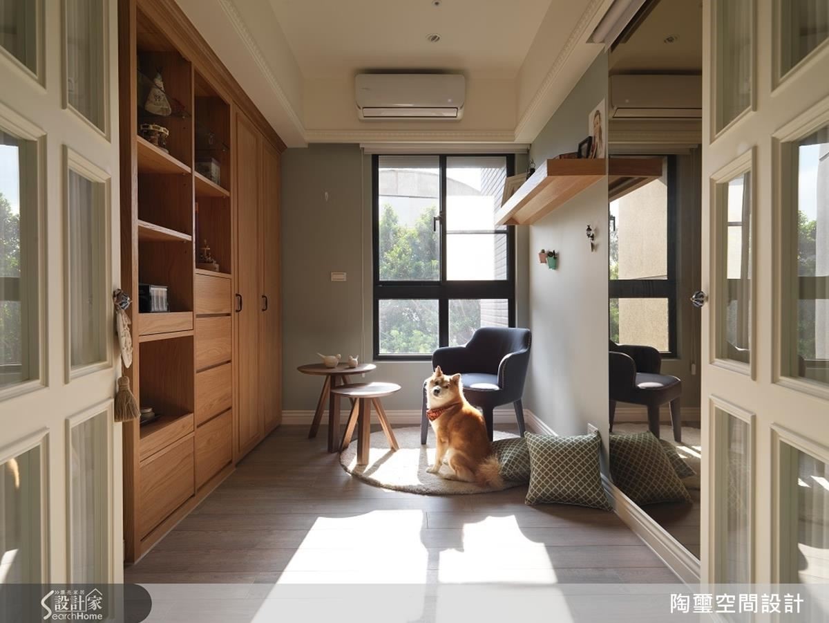 配合愛犬的活動需求,全室皆鋪設超耐磨地板。 配合愛犬的活動需求,全室皆鋪設超耐磨地板。