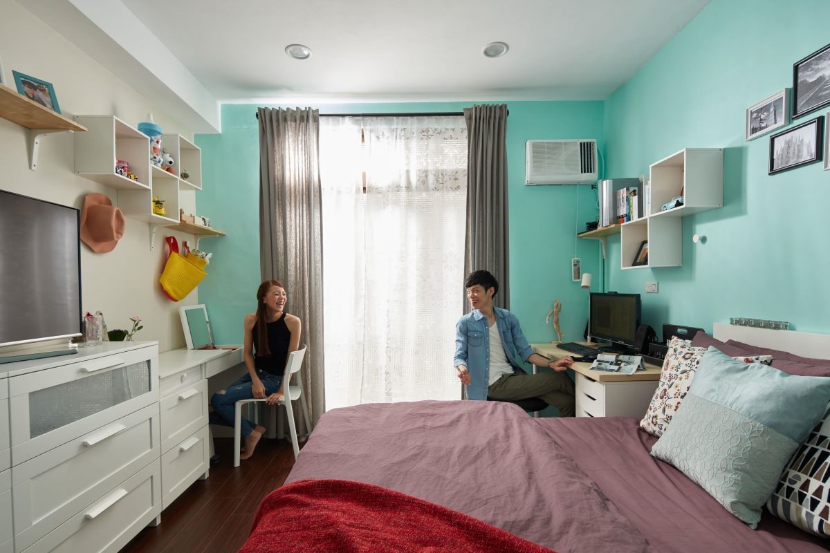 輕鬆調和兩人風格，將「工作區」、「化妝區」不妥協的彈性規劃。