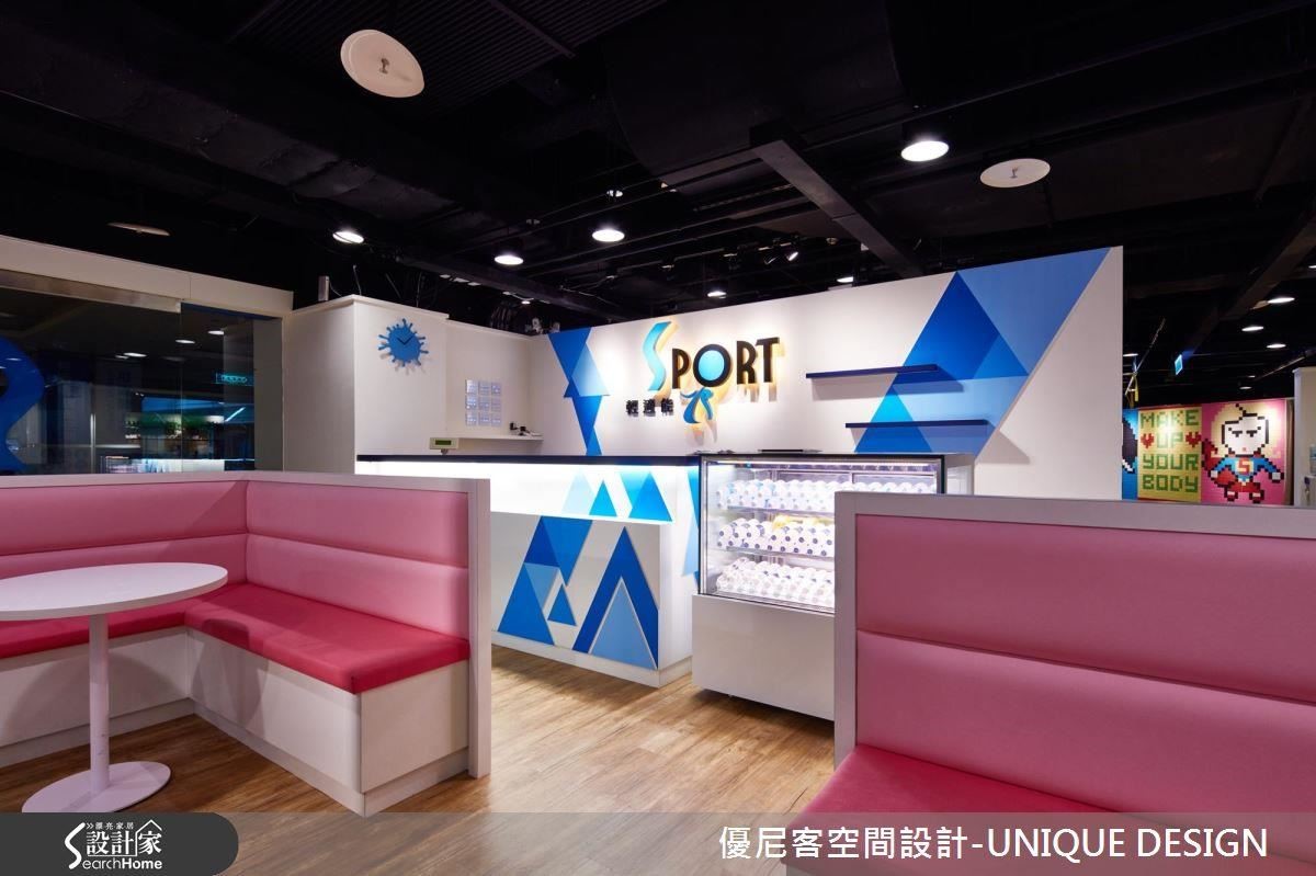 用色相當活潑的休憩區,兼具女性喜歡的柔美,也不失陽光的清新。 用色相當活潑的休憩區,兼具女性喜歡的柔美,也不失陽光的清新。