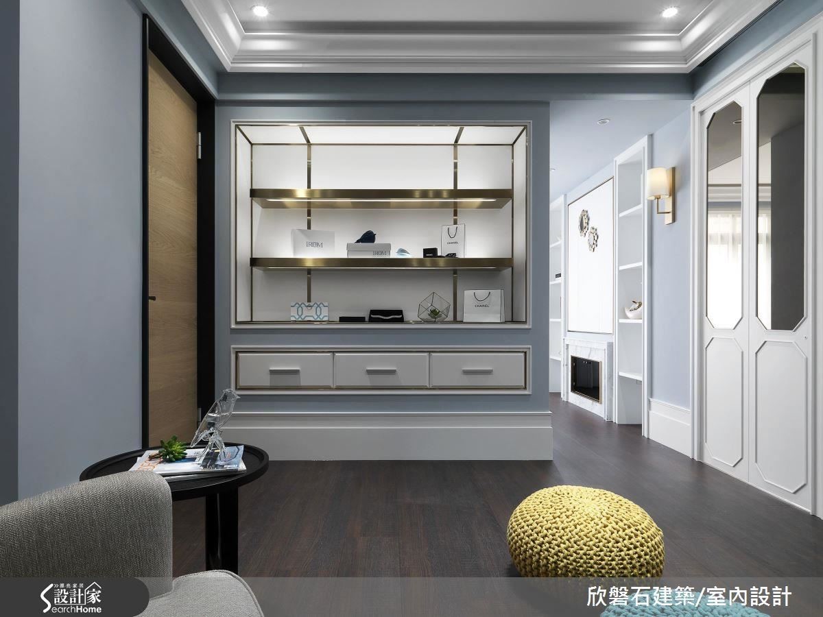 2 樓的起居室也可拿來當按摩室，是滿足女主人紓壓放鬆的小天地。