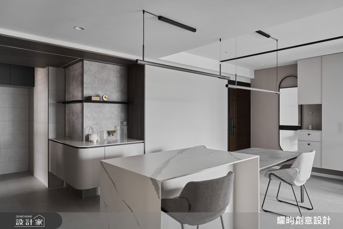 看此案更多中島廚房美圖