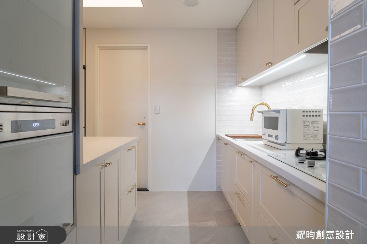 看此案更多中島廚房美圖