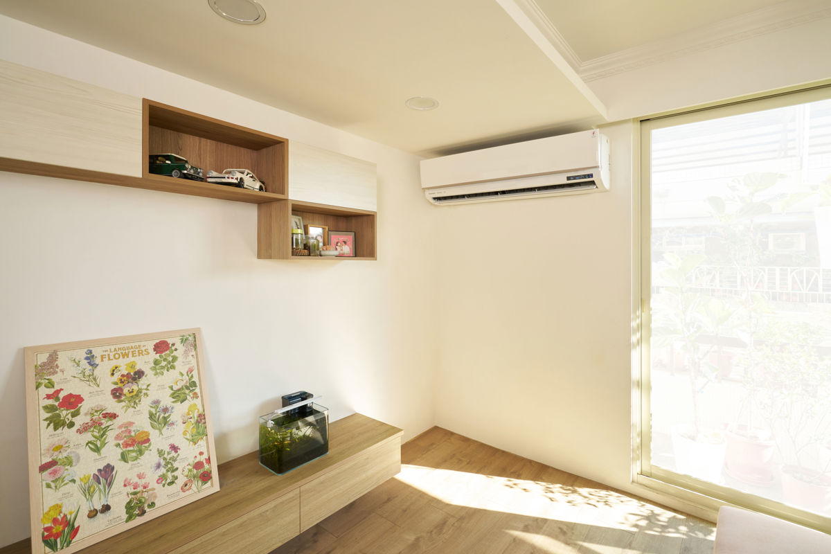 Panasonic 空調會依照家人活動狀況,自動調整運轉,既提供舒適氣流,又省電節能。