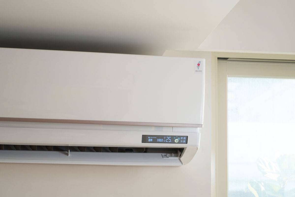 Panasonic 空調具備防霉監控、舒適冷房、語音控制、IoT 連線等功能,使操作更方便又有效率。