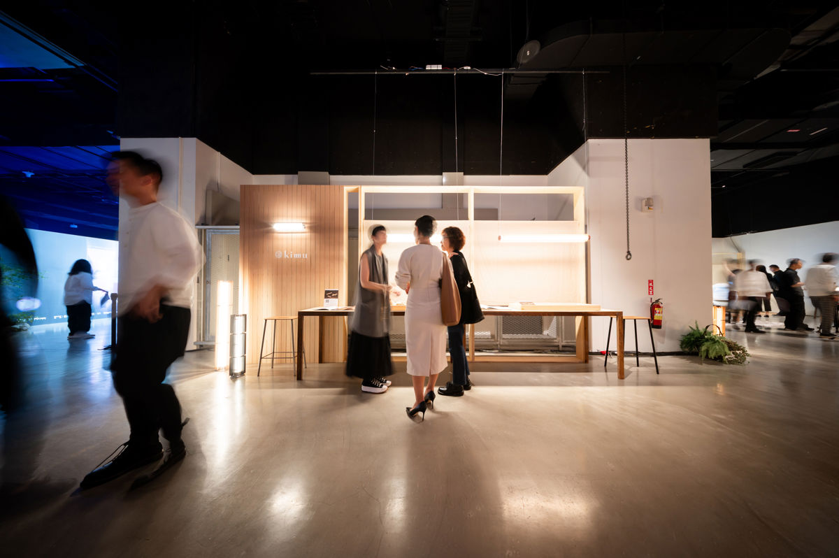 本屆TINTA金邸獎特別策劃微型展區,以「生活共感空間敘事|共生棲地」為題,邀請眾多設計產業協力品牌共襄盛舉。