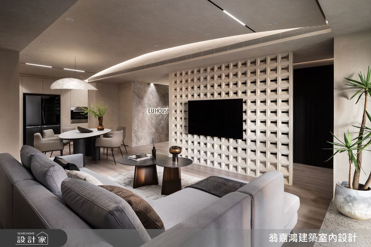 翁嘉鴻,黑白灰11