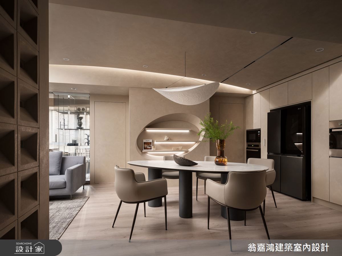 翁嘉鴻,黑白灰17