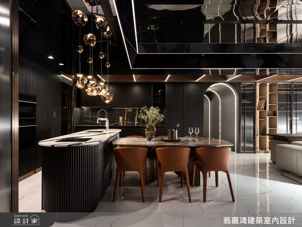 翁嘉鴻,黑白灰30