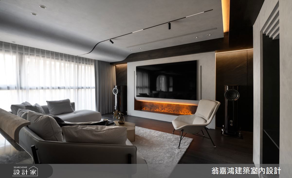 翁嘉鴻,黑白灰37