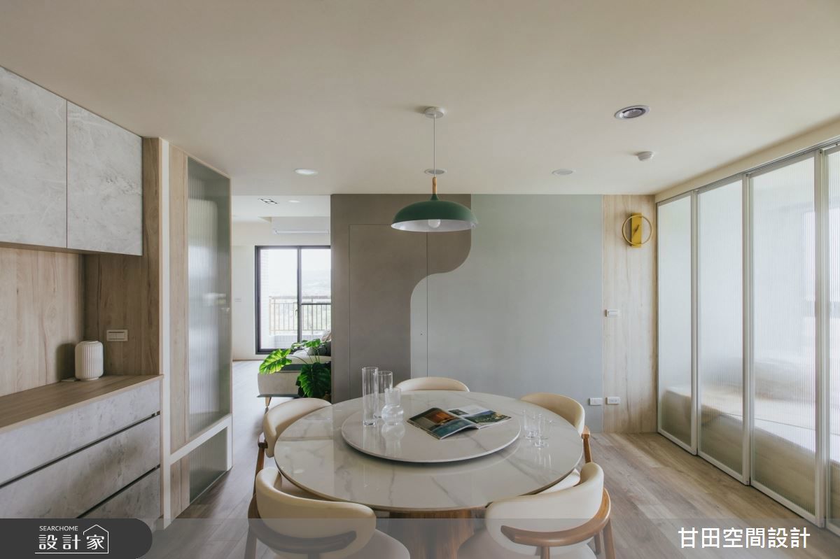 看完整住宅圓桌設計