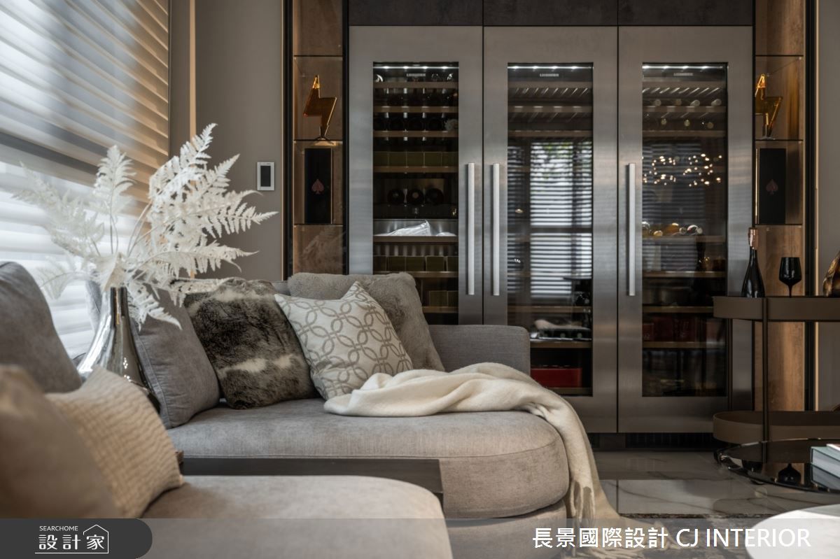 看完整豪宅酒窖設計