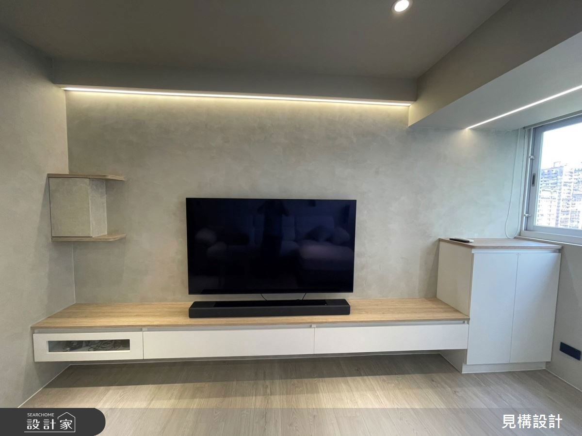 輕裝修、局部屋主也可以參考本案使用特殊塗料，營造層次內斂的視覺效果。