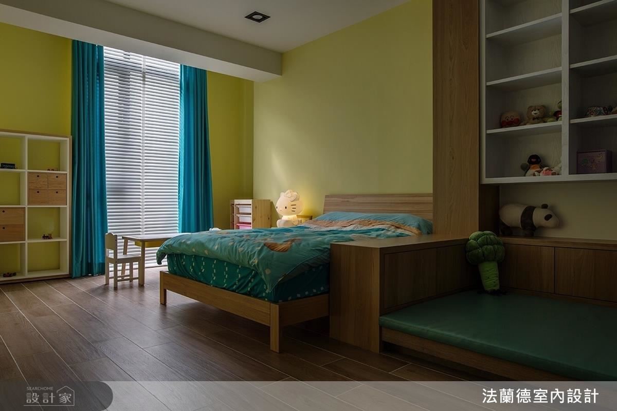 充滿童趣擺設與活潑色彩的女兒房,為屋主的寶貝女兒建構一個快樂小天地。