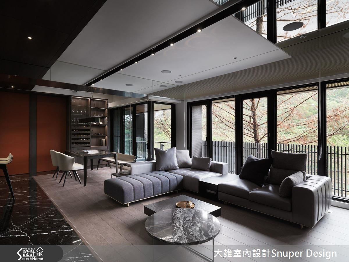 沿著大面落地玻璃窗，建構開放式公領域，串聯自然與生活。
