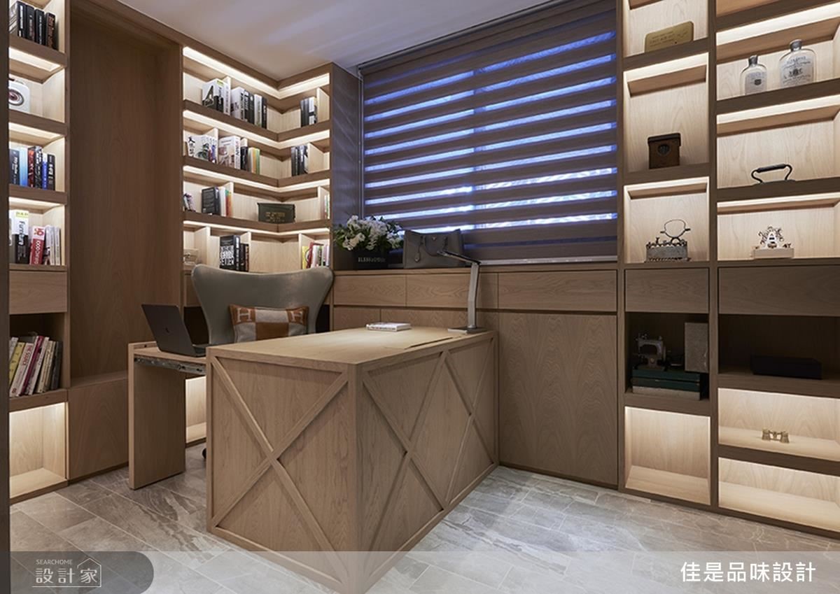 木作書房延續格紋裝置巧思，並以設計光源投射出舒適閱讀的好氛圍。