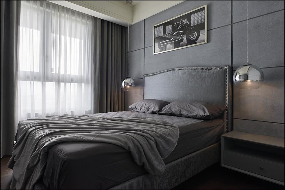 小孩房在線板與舒緩色調的搭配下，呈現出空間獨有的細膩高質感。