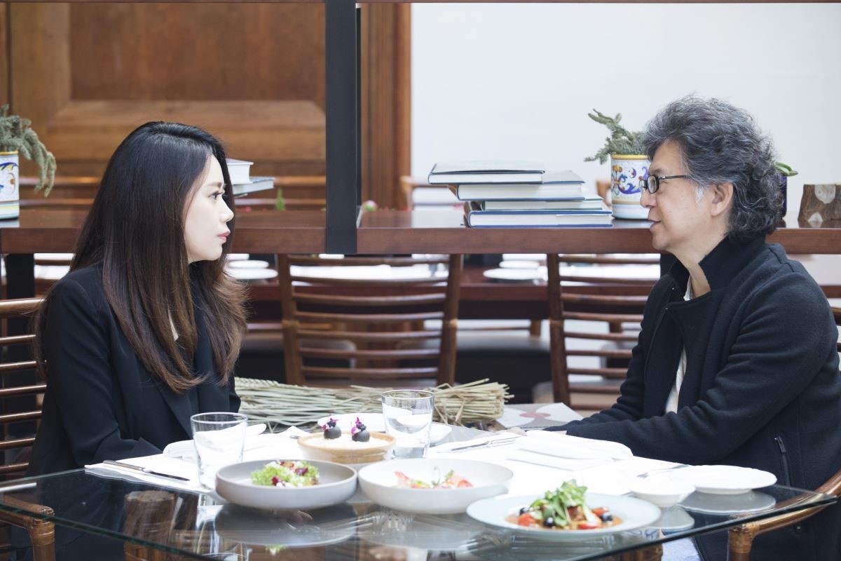 兩人均認為：「藝術讓人更加細緻的體驗當下的生活，更是時代的共同記憶。」而江欣宜更表示：「通過藝術拉開我主觀的角度，進而體驗及觀察世界，甚至是跟未知的人形成一種對應關係，在資本主義的社會中，或許大家都需讓自己內省、並且獲得內心感受的事物。」