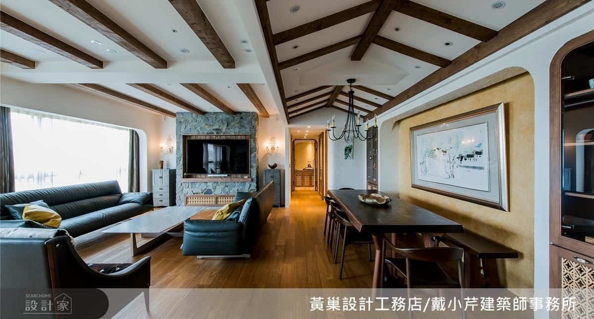 餐廳以斜屋頂造型天花結合淺橙色藝術漆牆面,營造溫暖懷舊氛圍。 餐廳以斜屋頂造型天花結合淺橙色藝術漆牆面,營造溫暖懷舊氛圍。