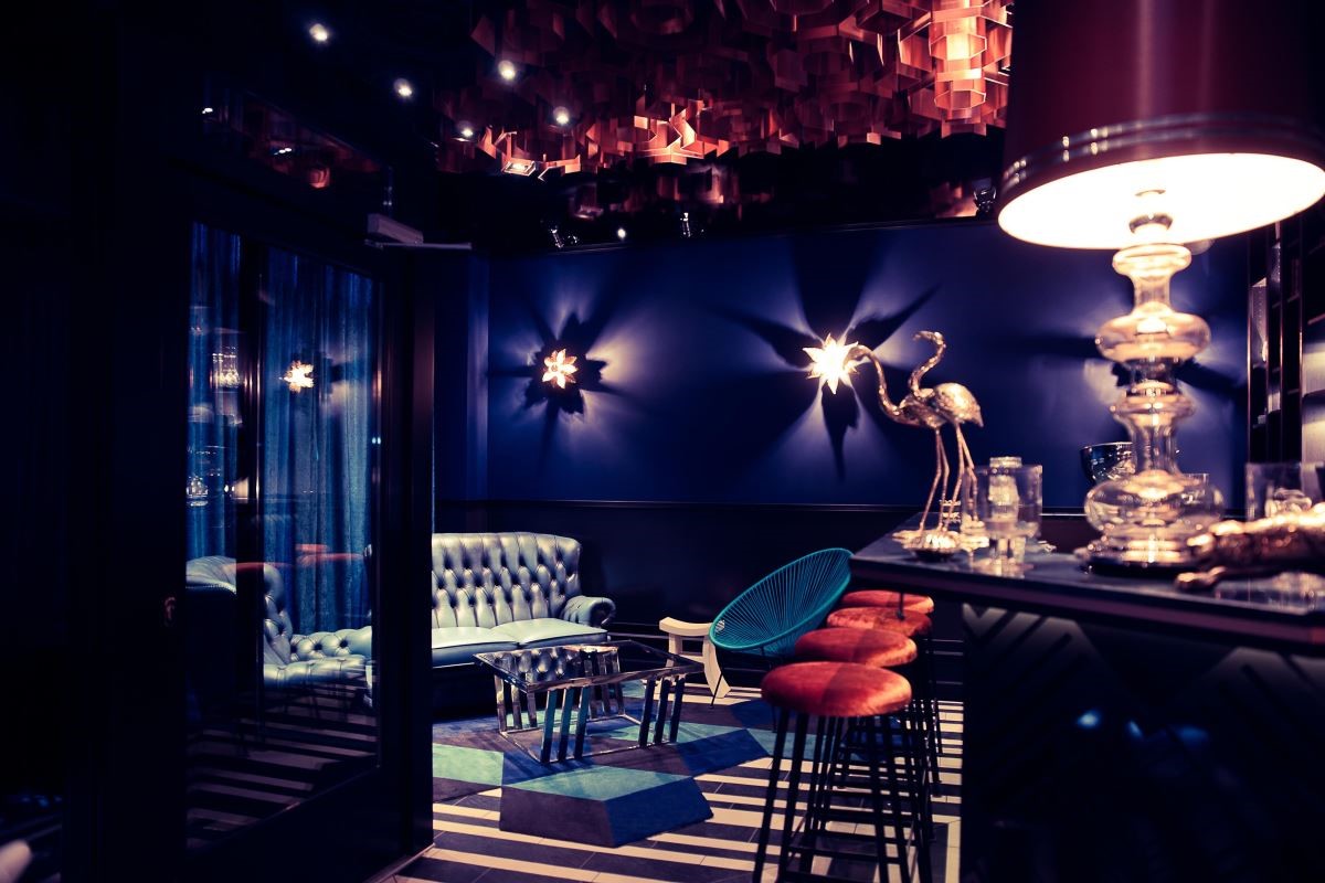 Nora 設計的BON BON BAR,曾被列為柏林前 10 大最佳酒吧。 Nora 設計的BON BON BAR,曾被列為柏林前 10 大最佳酒吧。