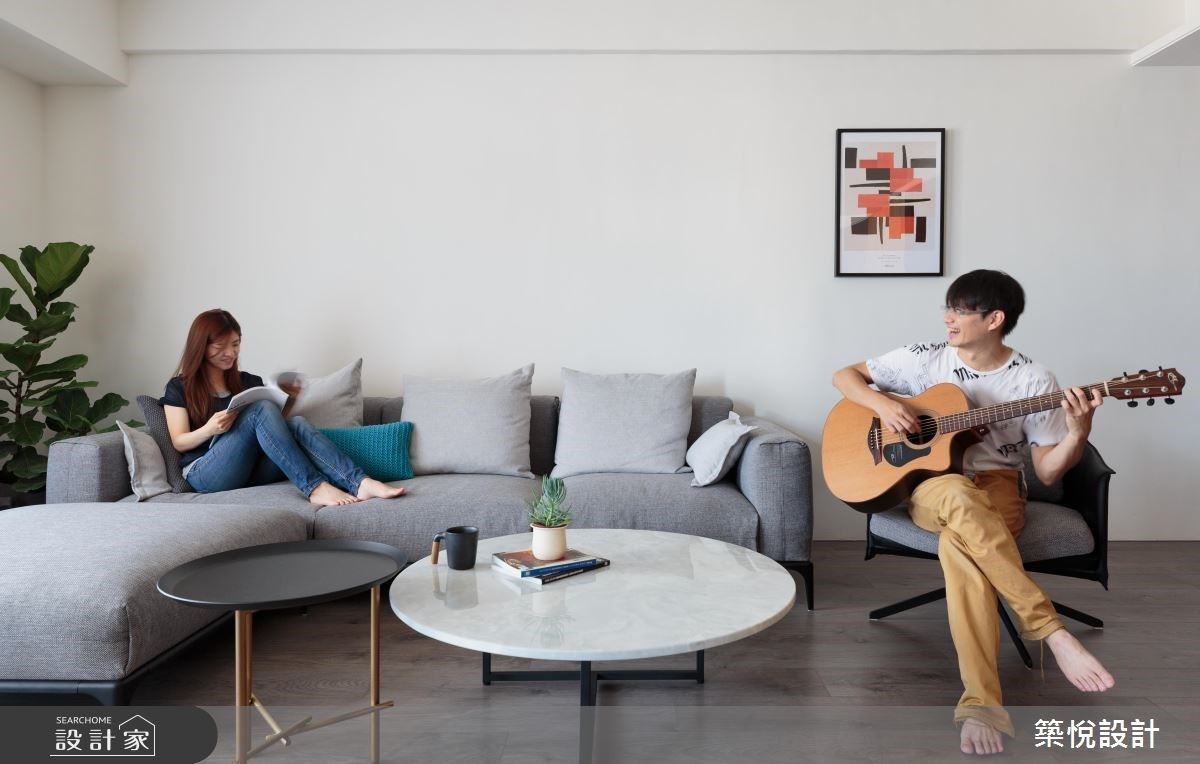 陳彥維設計師化繁為簡，以簡約自然的手法，為屋主夫妻打造舒適自在的生活空間。