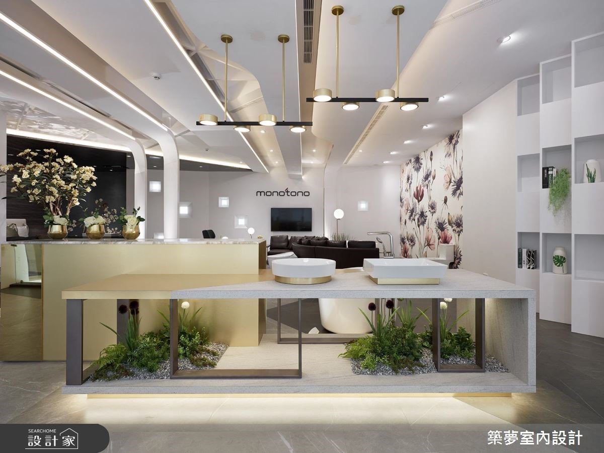 鍍鈦中島平檯搭配產品展示，以精品背景優雅襯托產品特色。