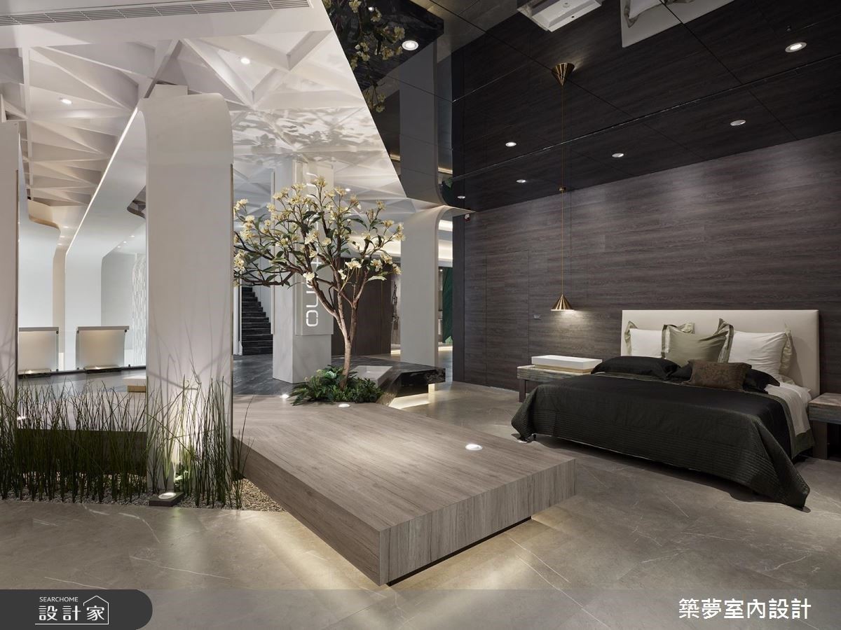 運用家具陳設營造豪宅生活情境，締造引人入勝的選物體驗。