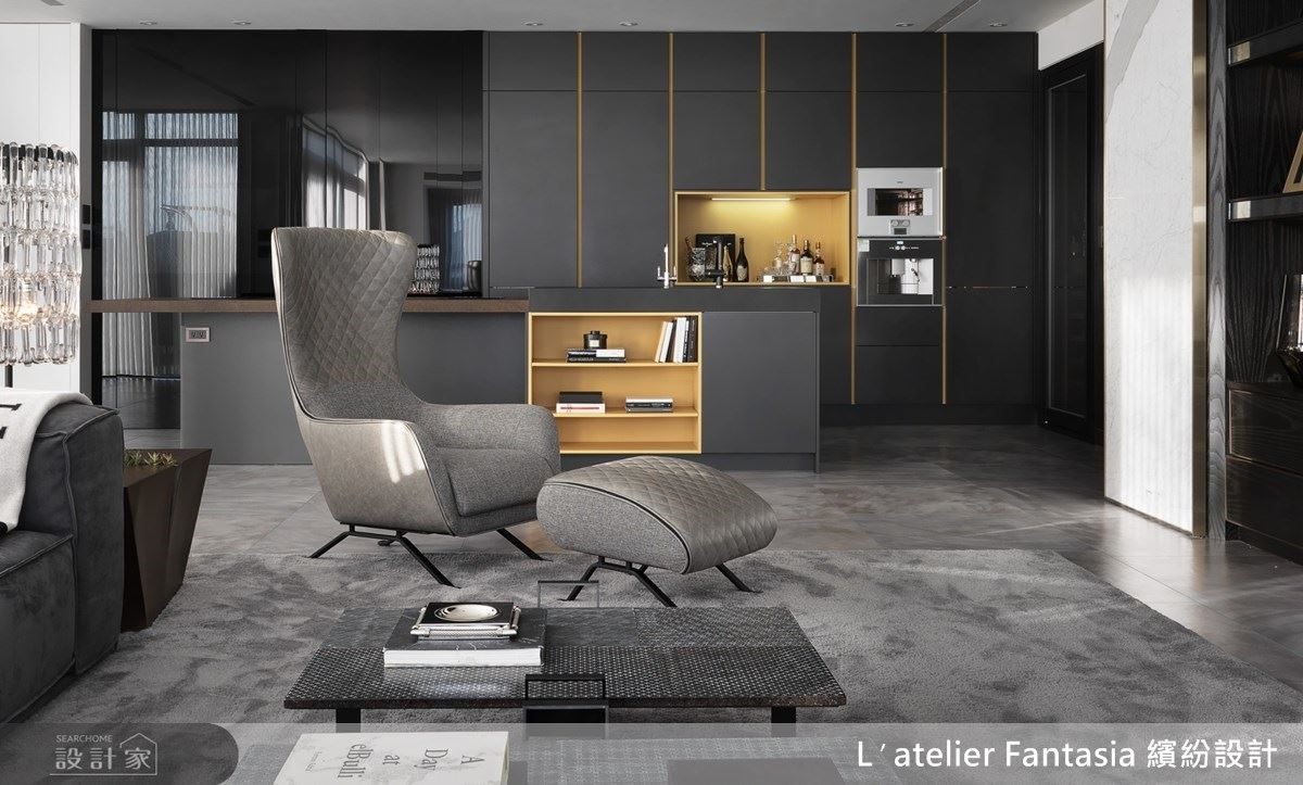 在 Lounge chair 上慵懶閒適入座、徹底放鬆，體驗一個人的靜謐時光。