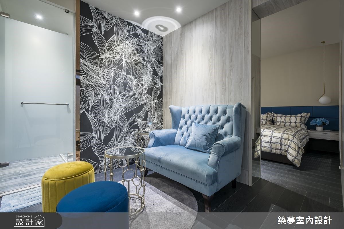 完整套房規劃小客廳、衛浴機能及寢臥空間，完滿彙整所有套房生活場域。