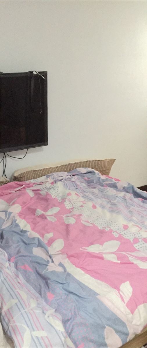 將畸零角落淨空並延展格局，變成如今的廚房場域。