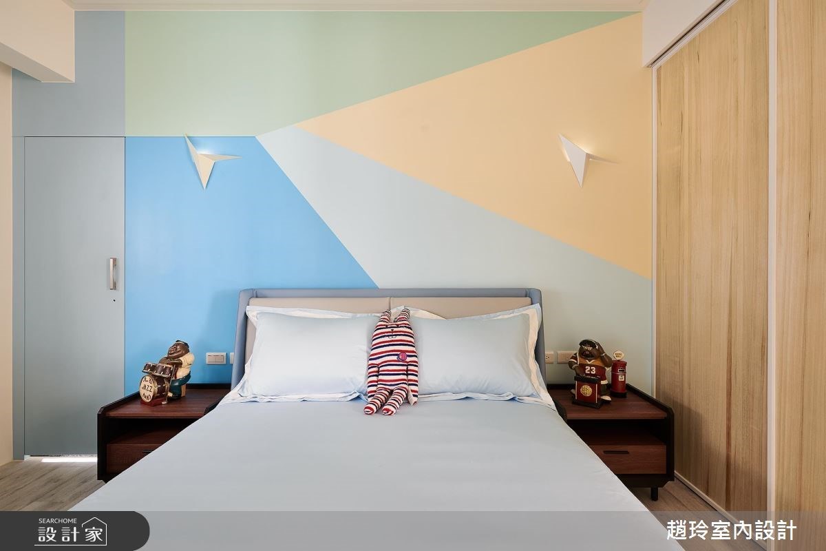 看更多臥室床頭牆案例美圖。