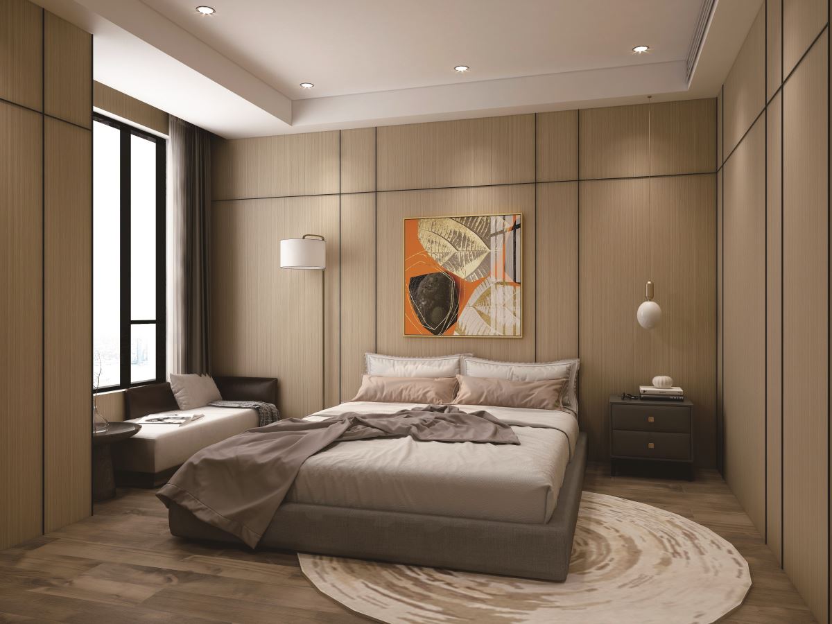 臥室壁面以木紋呈現的石晶薄板鋪陳，讓人沉浸在溫潤、安定的休憩空間裡。