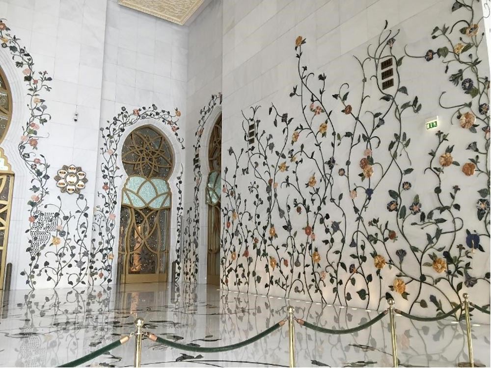 阿拉伯聯合大公國-首都阿布達比-謝赫札耶德大清真寺。