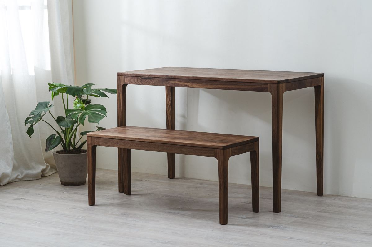 黑胡桃原木經典餐桌及長凳組合 The Classic Wooden Table & Bench - Black Walnut