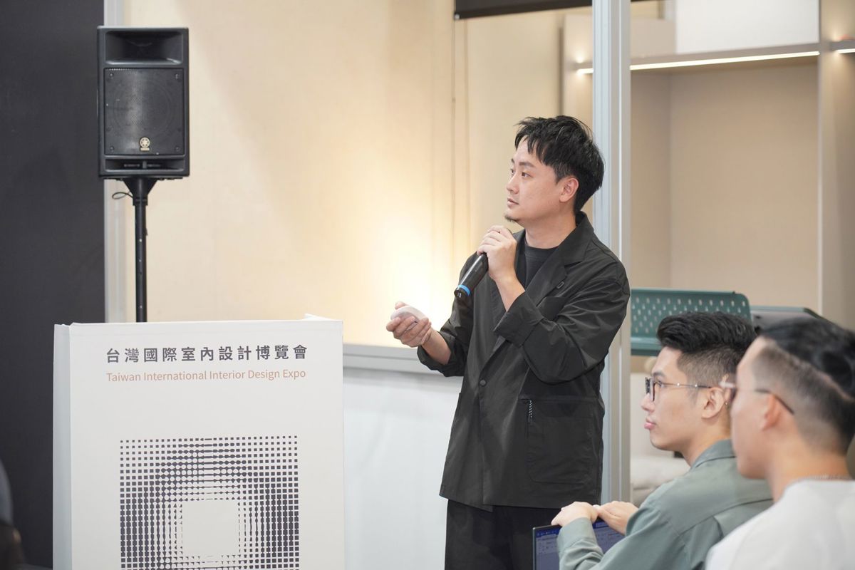 林洺陞於現場解析9坪住宅設計策略，從收納、動線到變形家具配置，示範如何在有限尺度中整合居住所需機能。