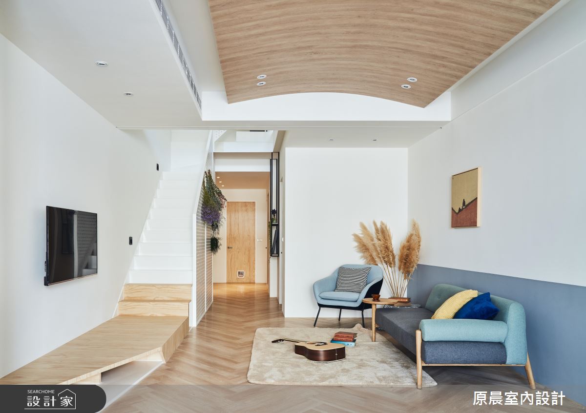 純白、通透、好採光！夾縫中的北歐風老屋，從裡到外美出新高度