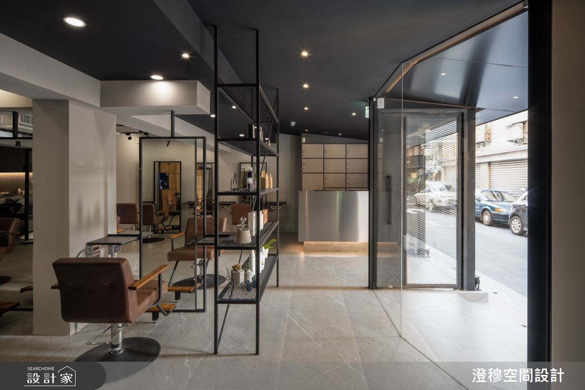 少即是多的現代感沙龍空間，給顧客賓至如歸的體貼設計