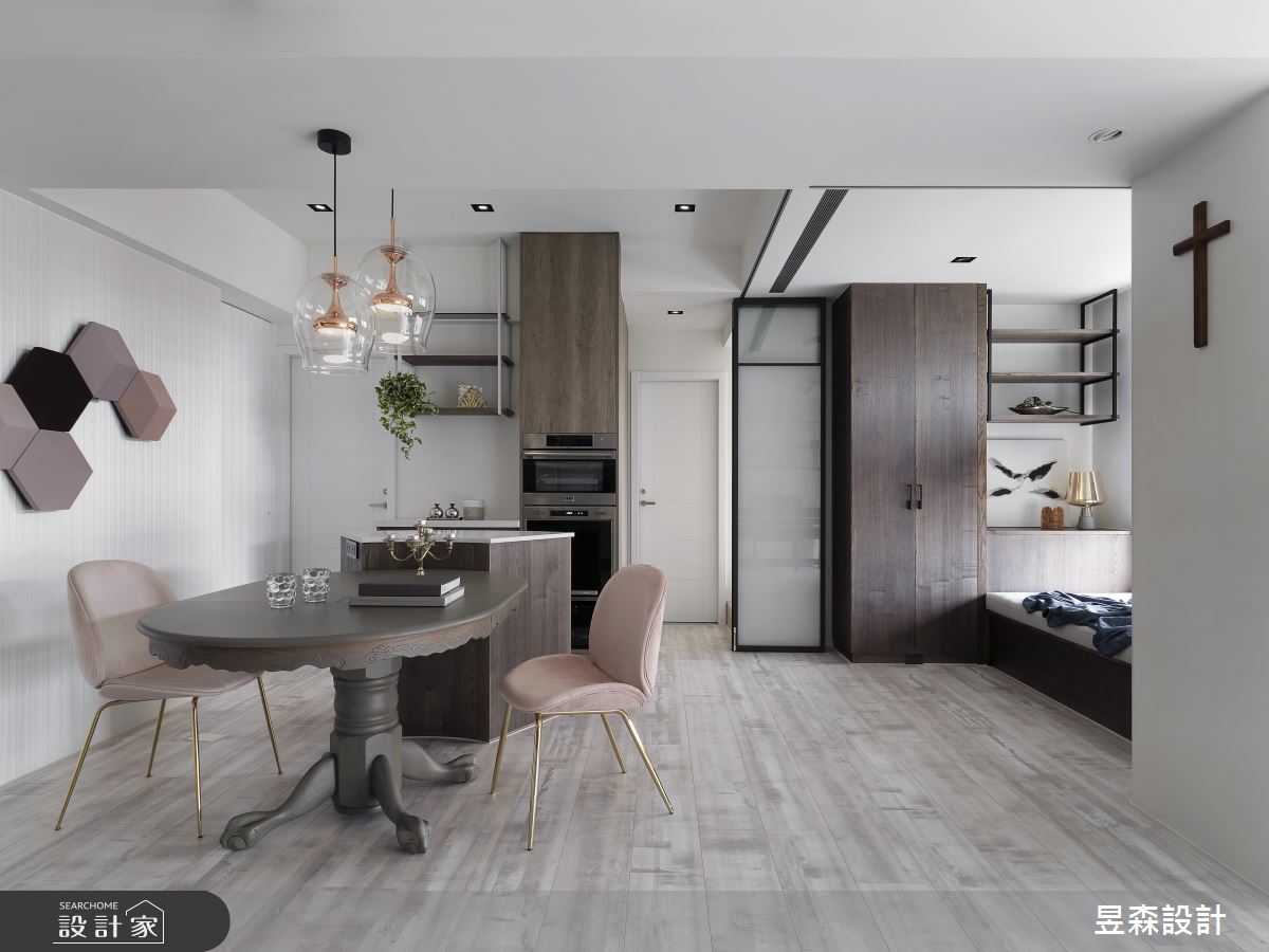 透白現代風空間裡 莫蘭迪美學擦亮精緻神采