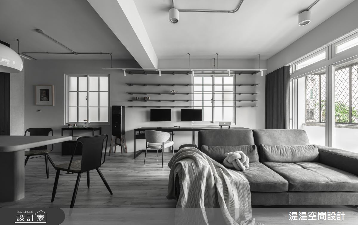 白色工業風 + 灰系簡約風，微冷卻迷人的23坪老屋改造