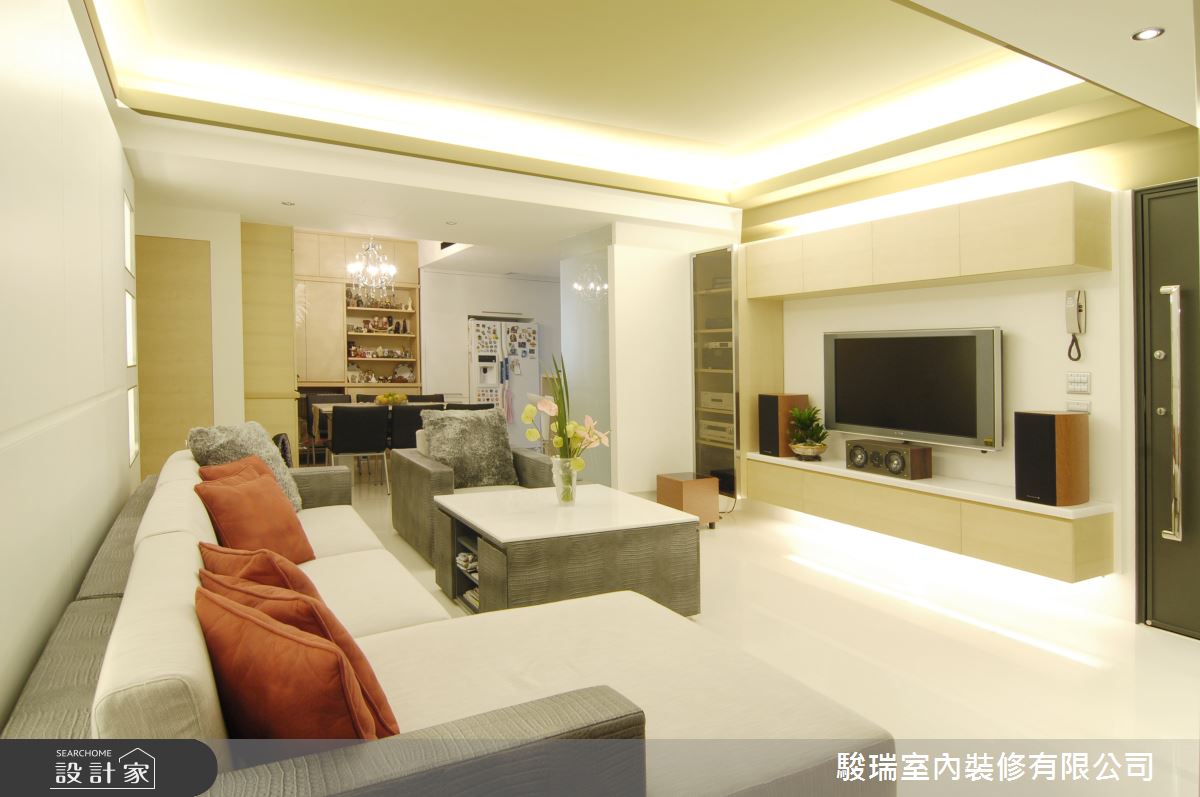 壁癌、漏水OUT！問題老屋變身現代溫馨居家