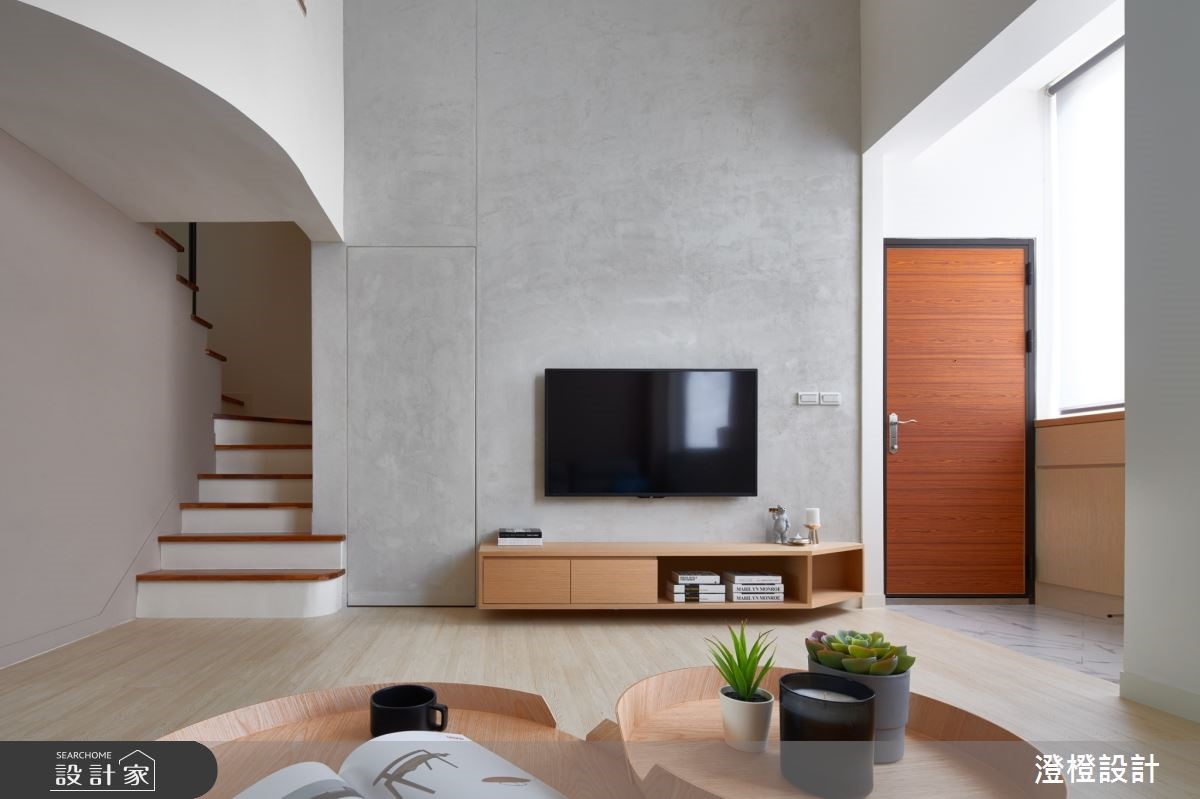 一邊下廚、一邊觀賞絕美綠景！一家四口的粉嫩色北歐風城堡