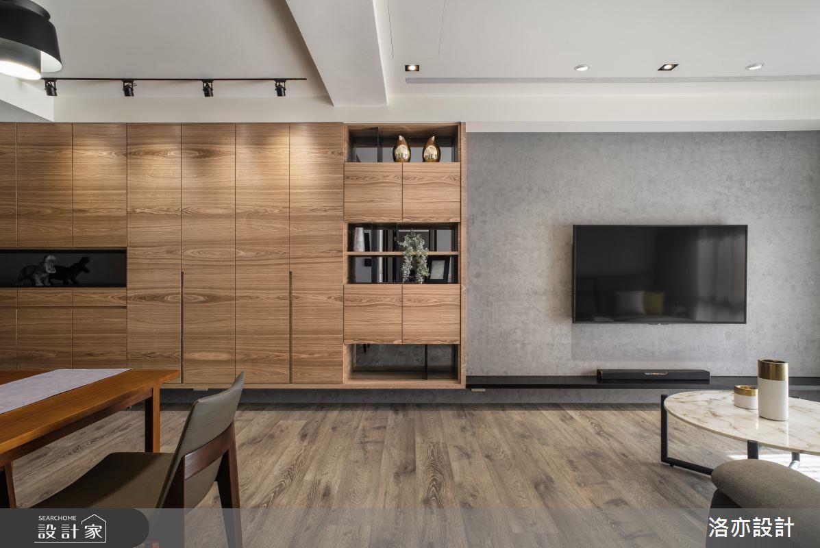 不輸飯店的混搭風小主臥！看電視、收納衣服、展示包包一牆滿足