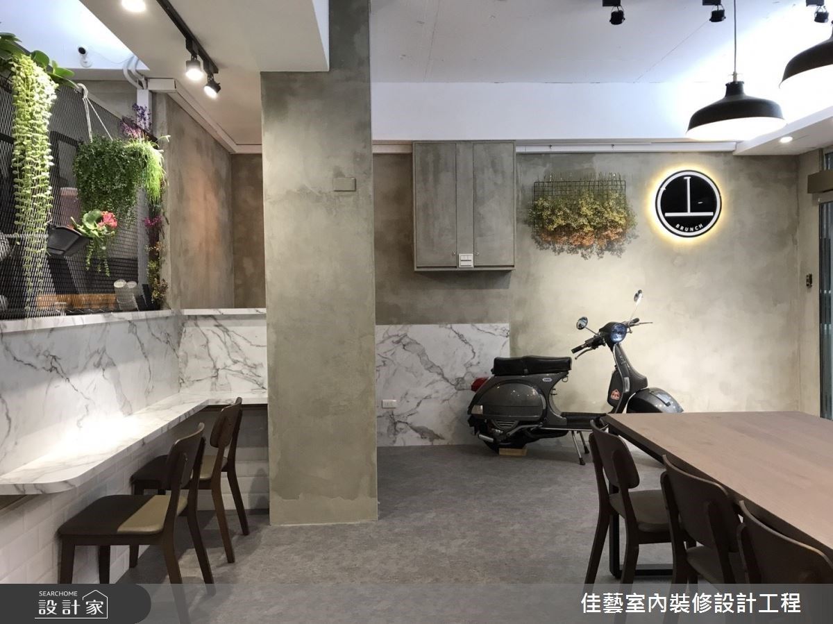 IG 網美最愛的早午餐店！善用乾燥花、白大理石牆和樂土，小預算也能輕鬆打造文青工業風